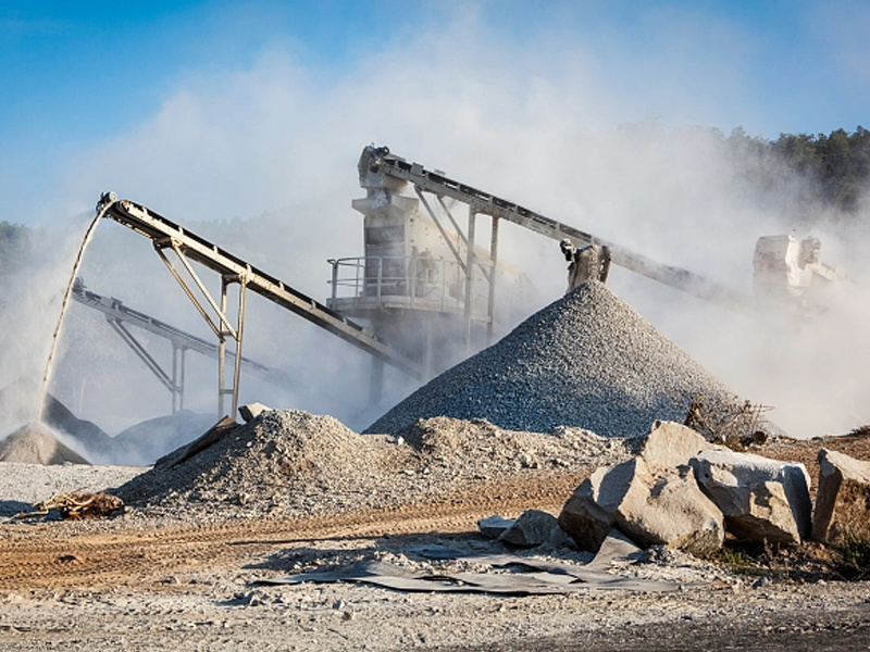 關于(yu)我國(guo)礦業(ye)發展(zhan)新動(dong)态新(xin)特點(dian)新趨(qu)勢前(qian)瞻