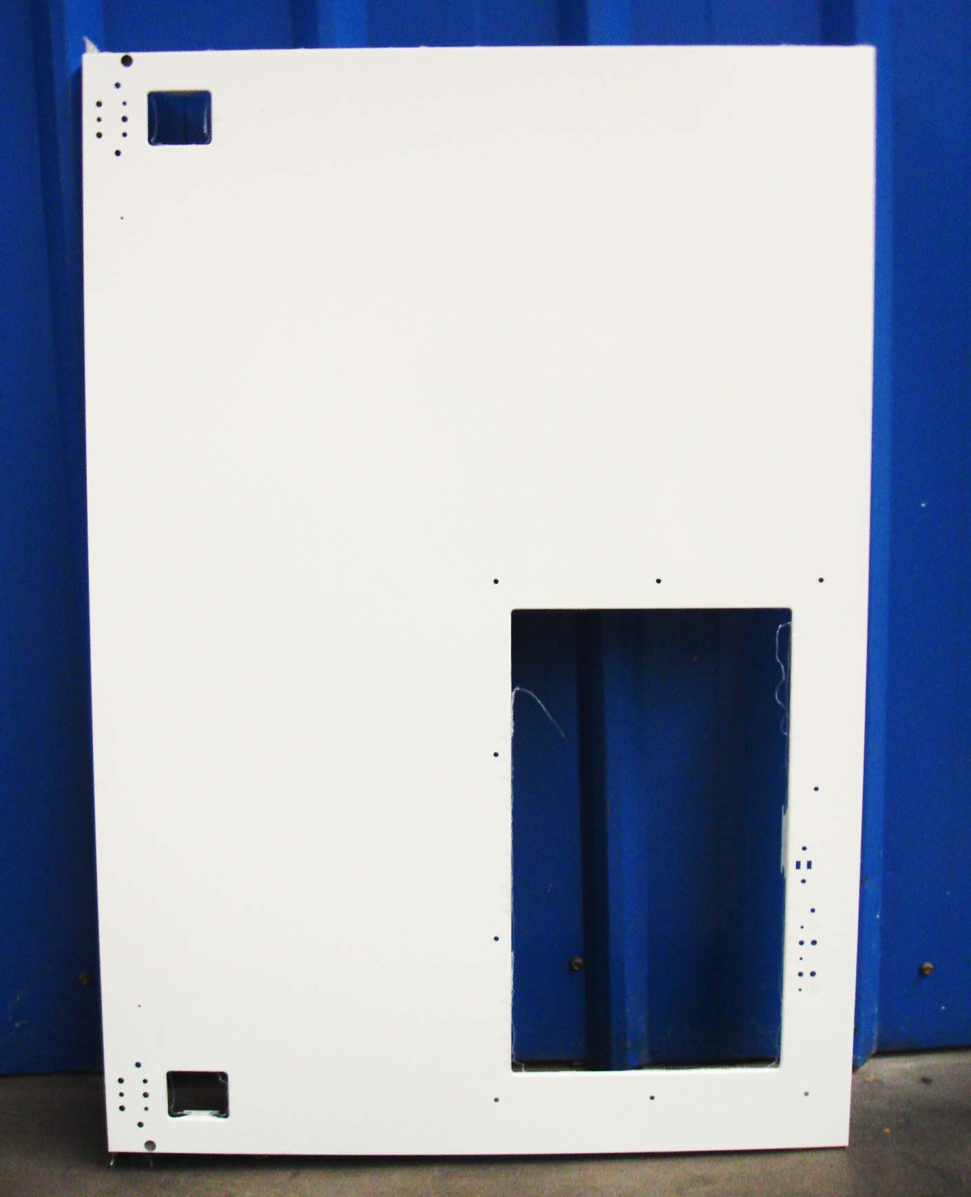 白(bai)色頂(ding)蓋