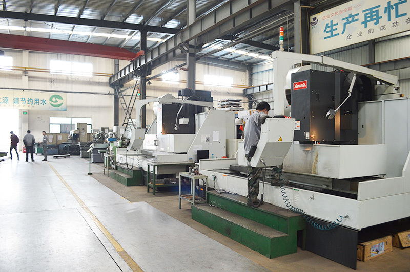 廠(chang)區一(yi)角